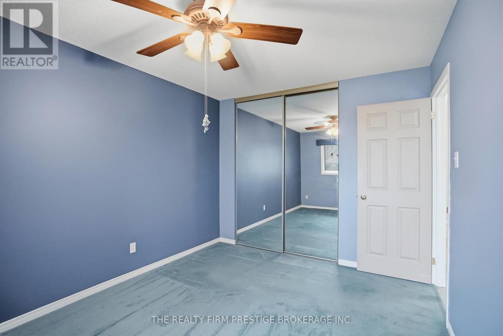 277 FLEMING DRIVE Image 11