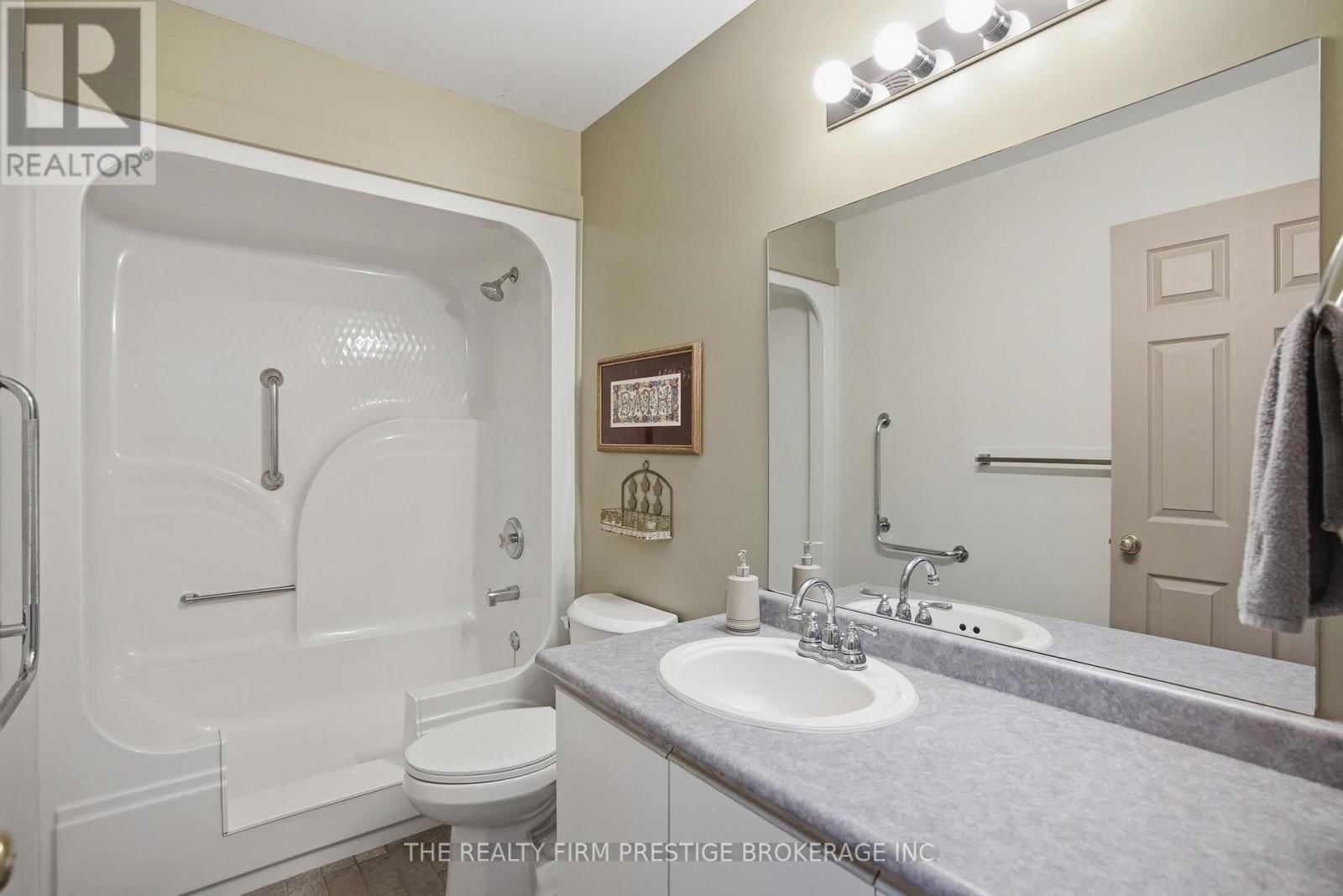 277 FLEMING DRIVE Image 14