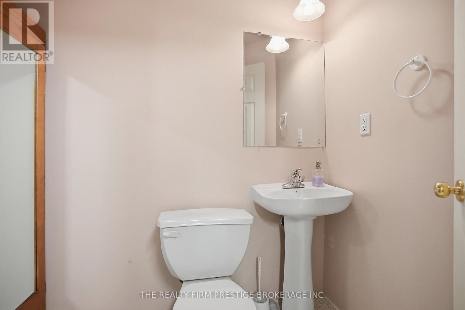 277 FLEMING DRIVE Image 20