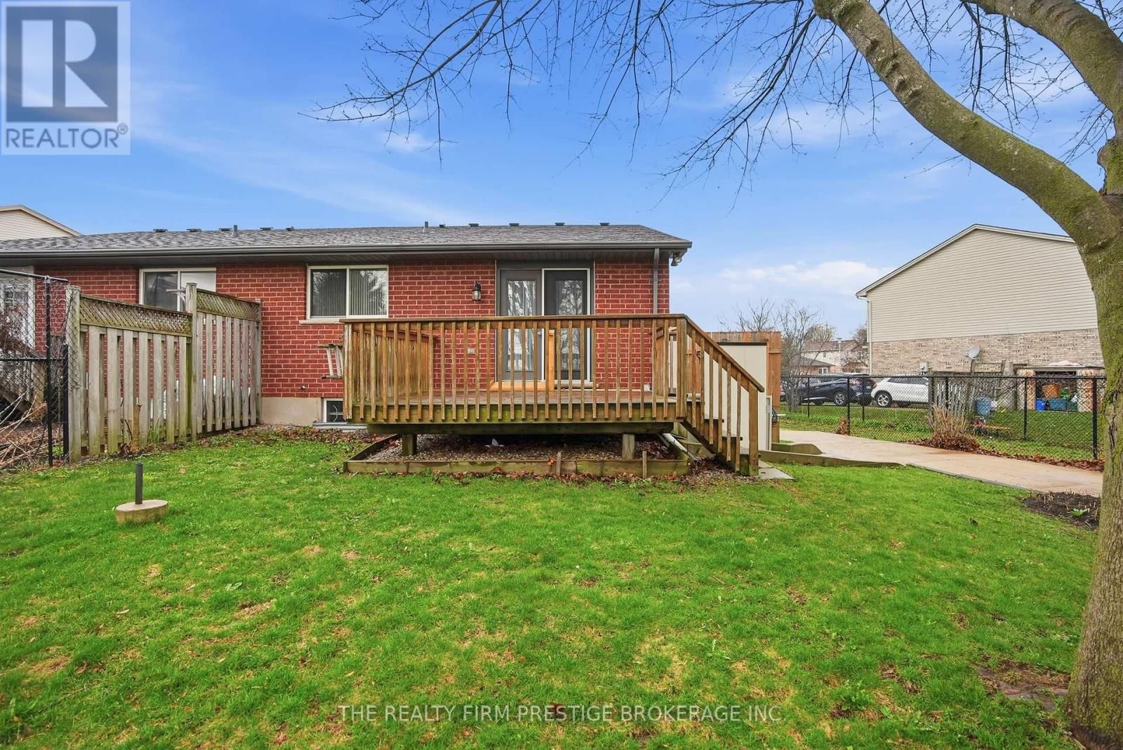 277 FLEMING DRIVE Image 22