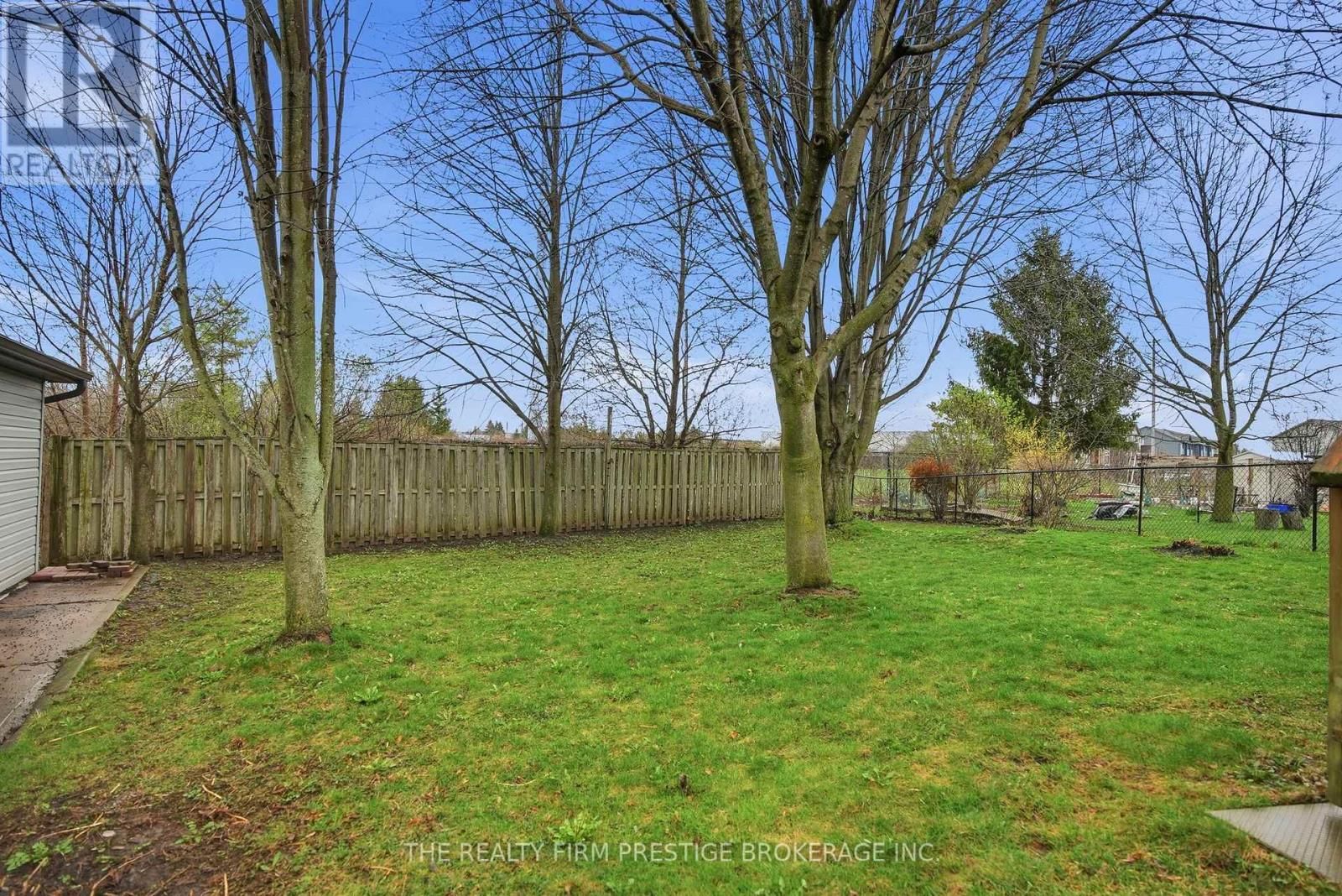 277 FLEMING DRIVE Image 26