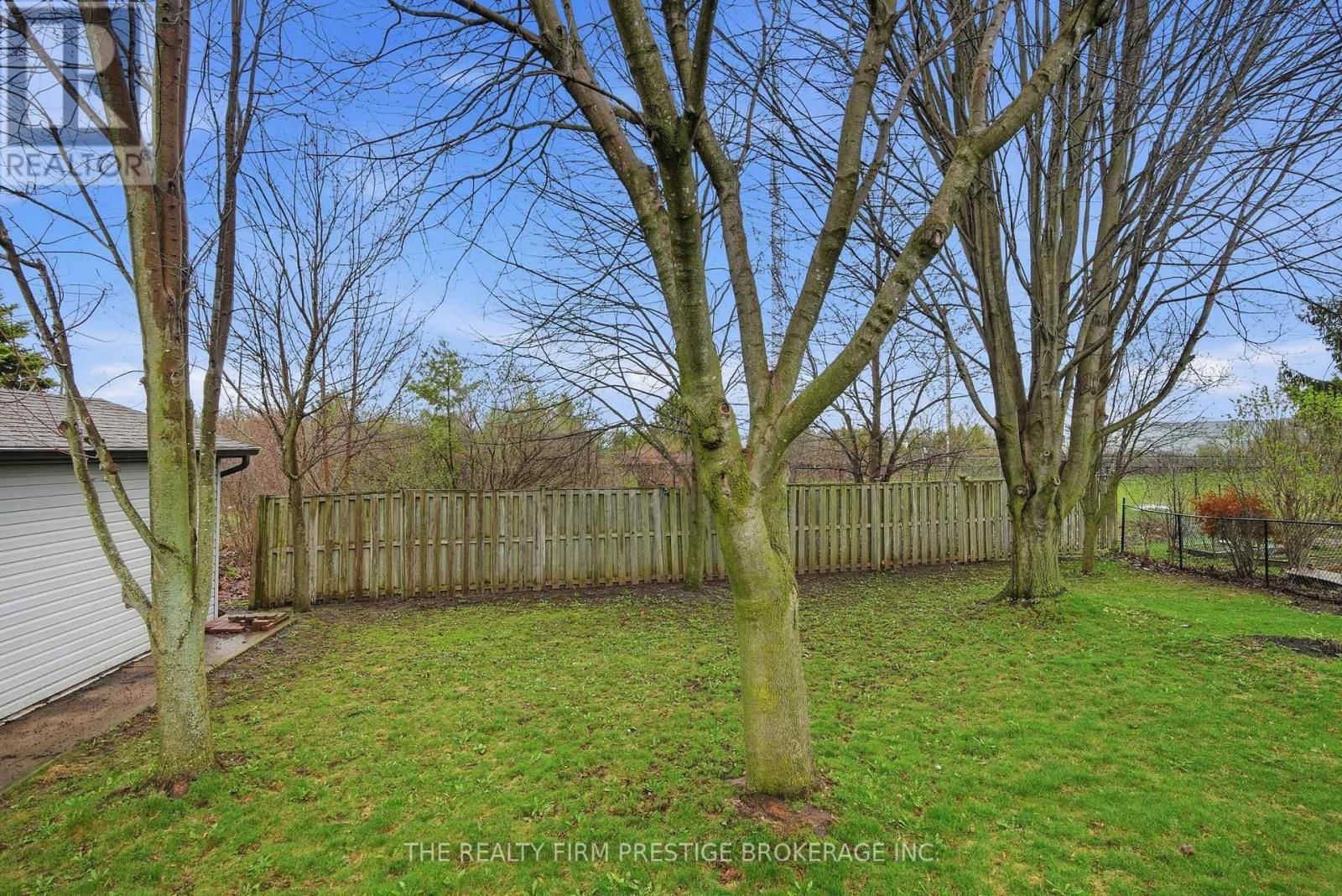 277 FLEMING DRIVE Image 27