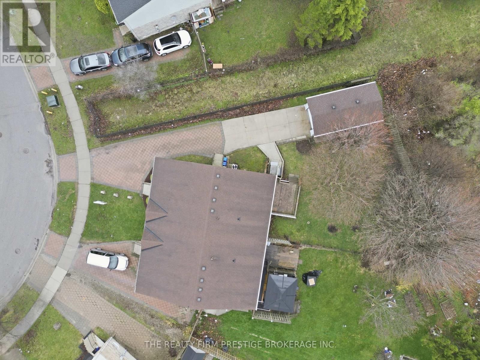 277 FLEMING DRIVE Image 29