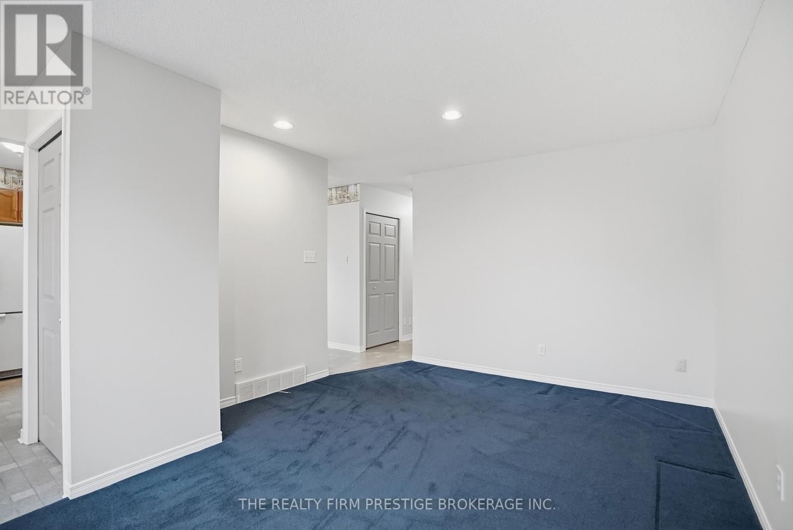 277 FLEMING DRIVE Image 5