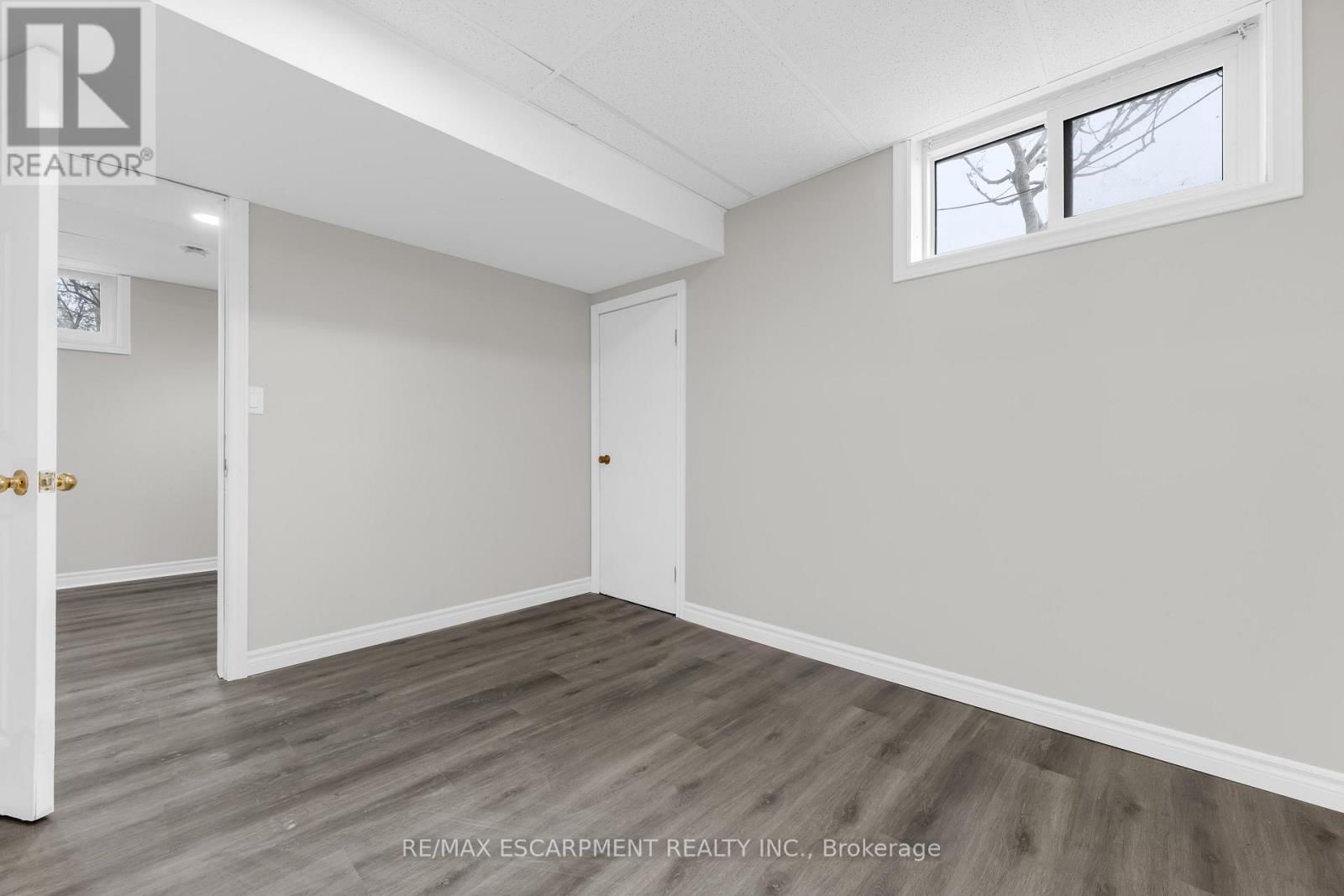 180 MEAD AVENUE Image 21