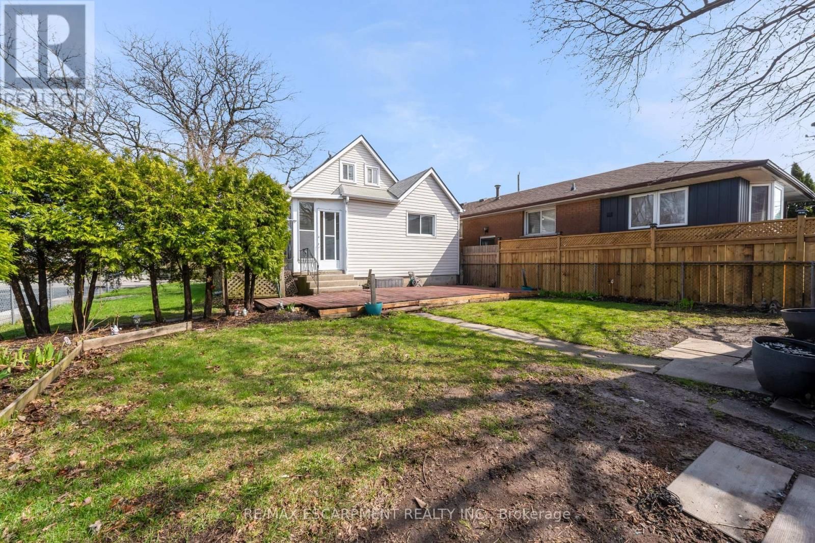 180 MEAD AVENUE Image 29