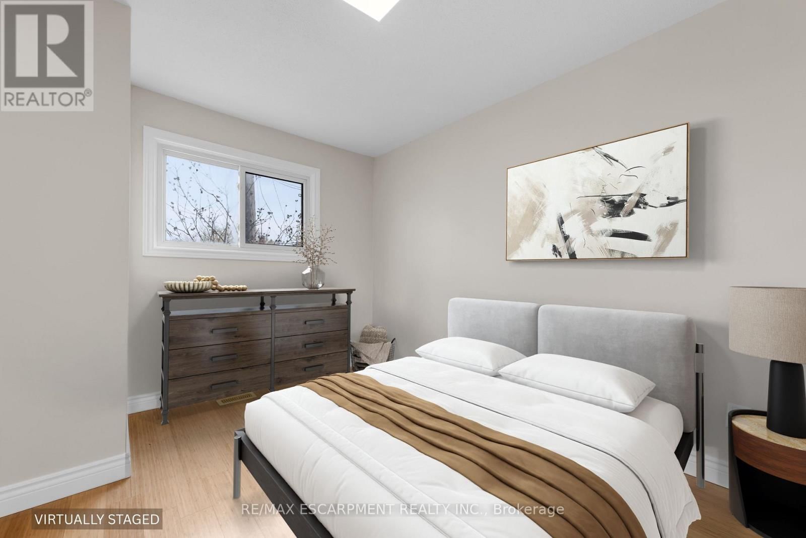 180 MEAD AVENUE Image 7