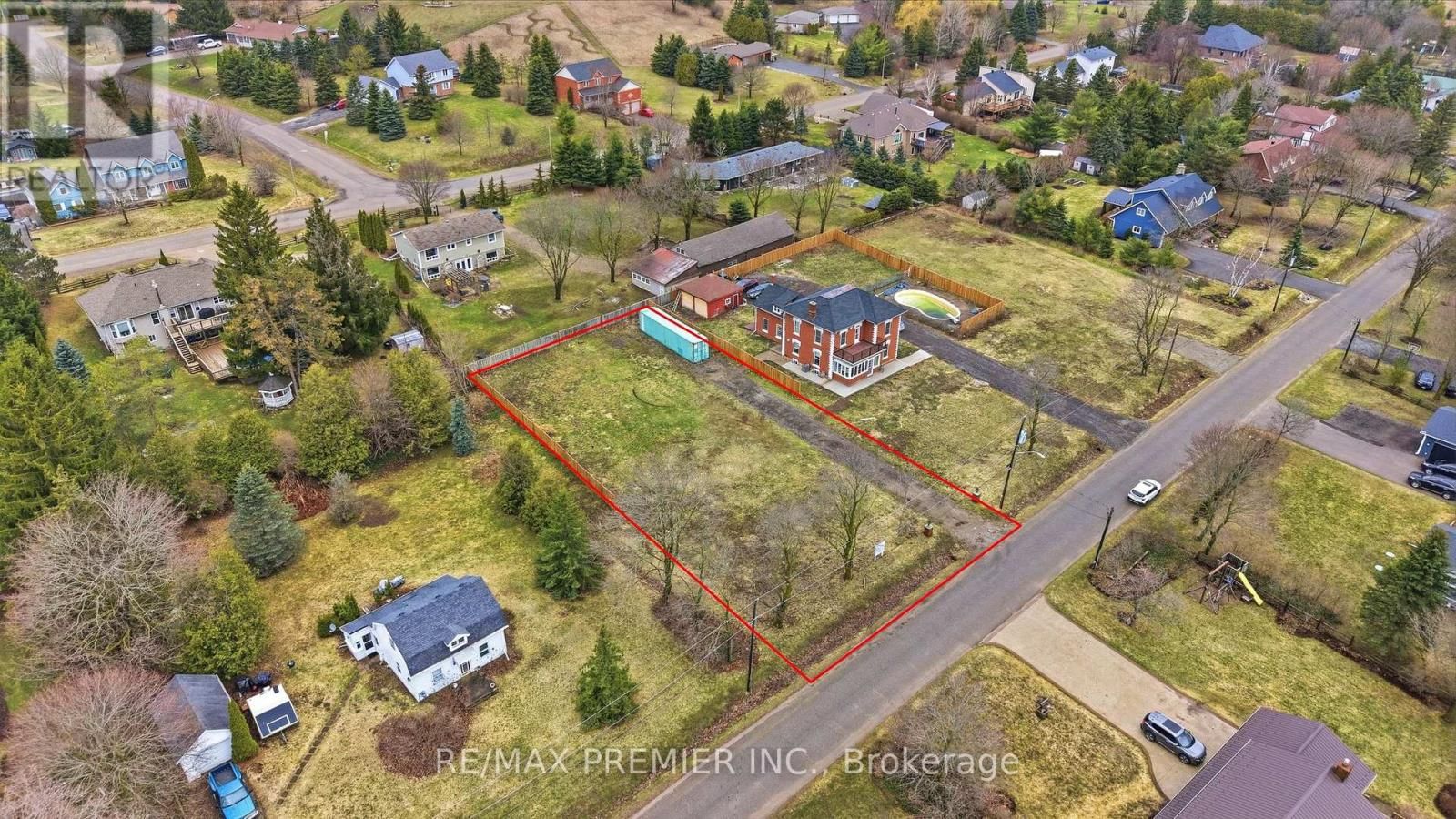 10 ORANGEVILLE STREET Image 5