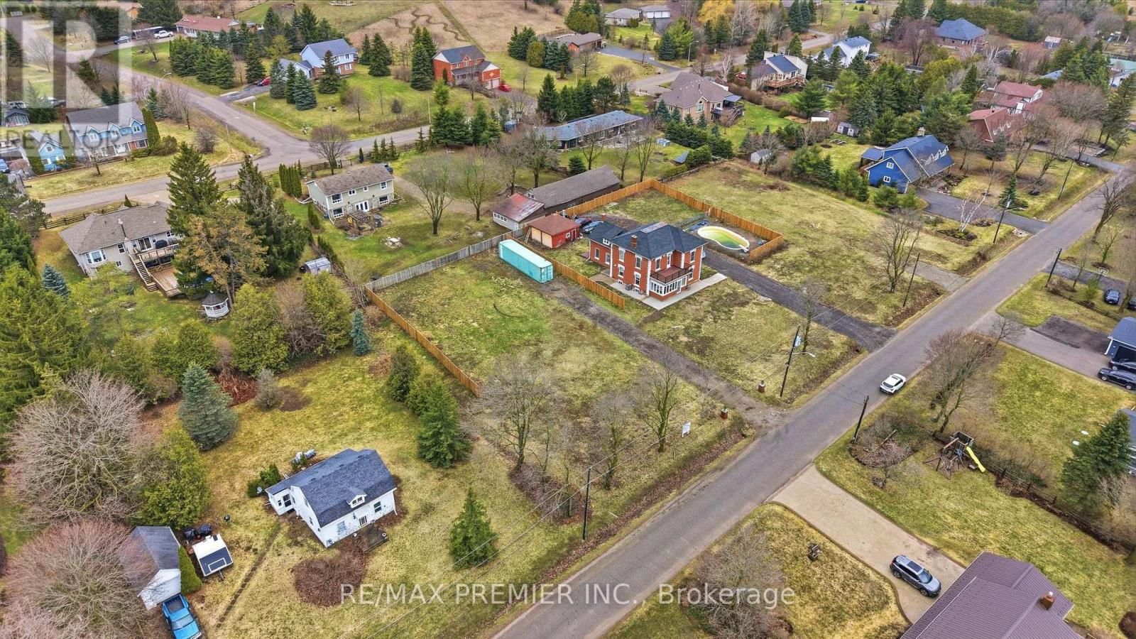 10 ORANGEVILLE STREET Image 6