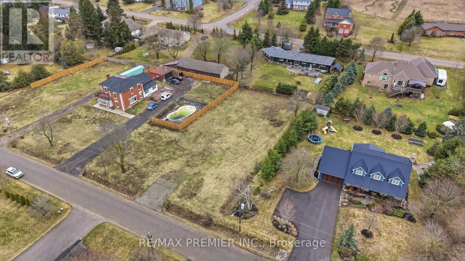 14 ORANGEVILLE STREET Image 3