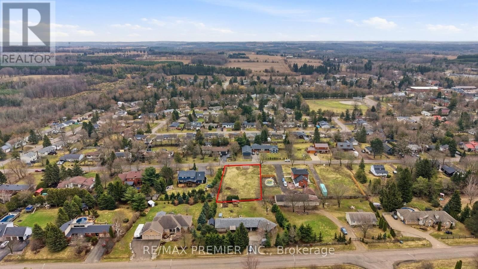 14 ORANGEVILLE STREET Image 7