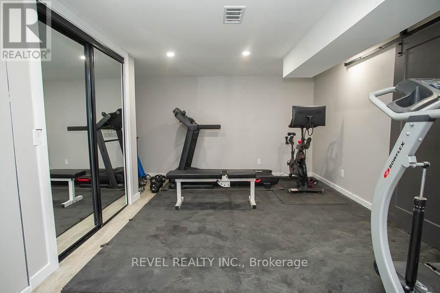 20 RUSSELL STREET Image 30