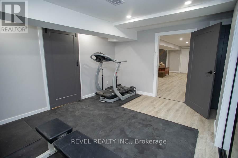 20 RUSSELL STREET Image 31