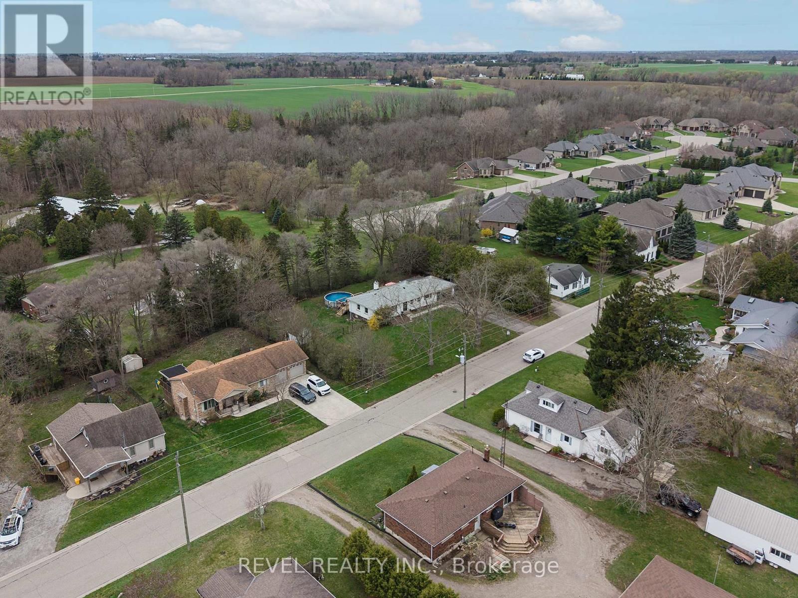 20 RUSSELL STREET Image 42