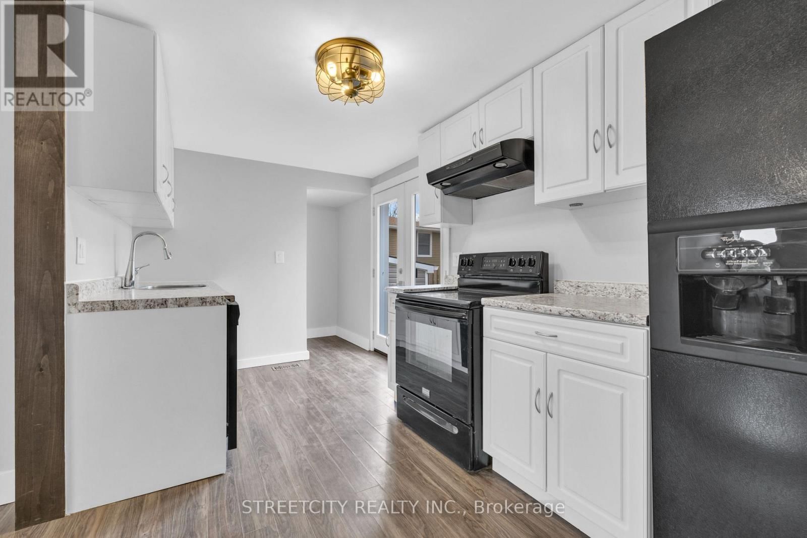 190 KING STREET Image 3