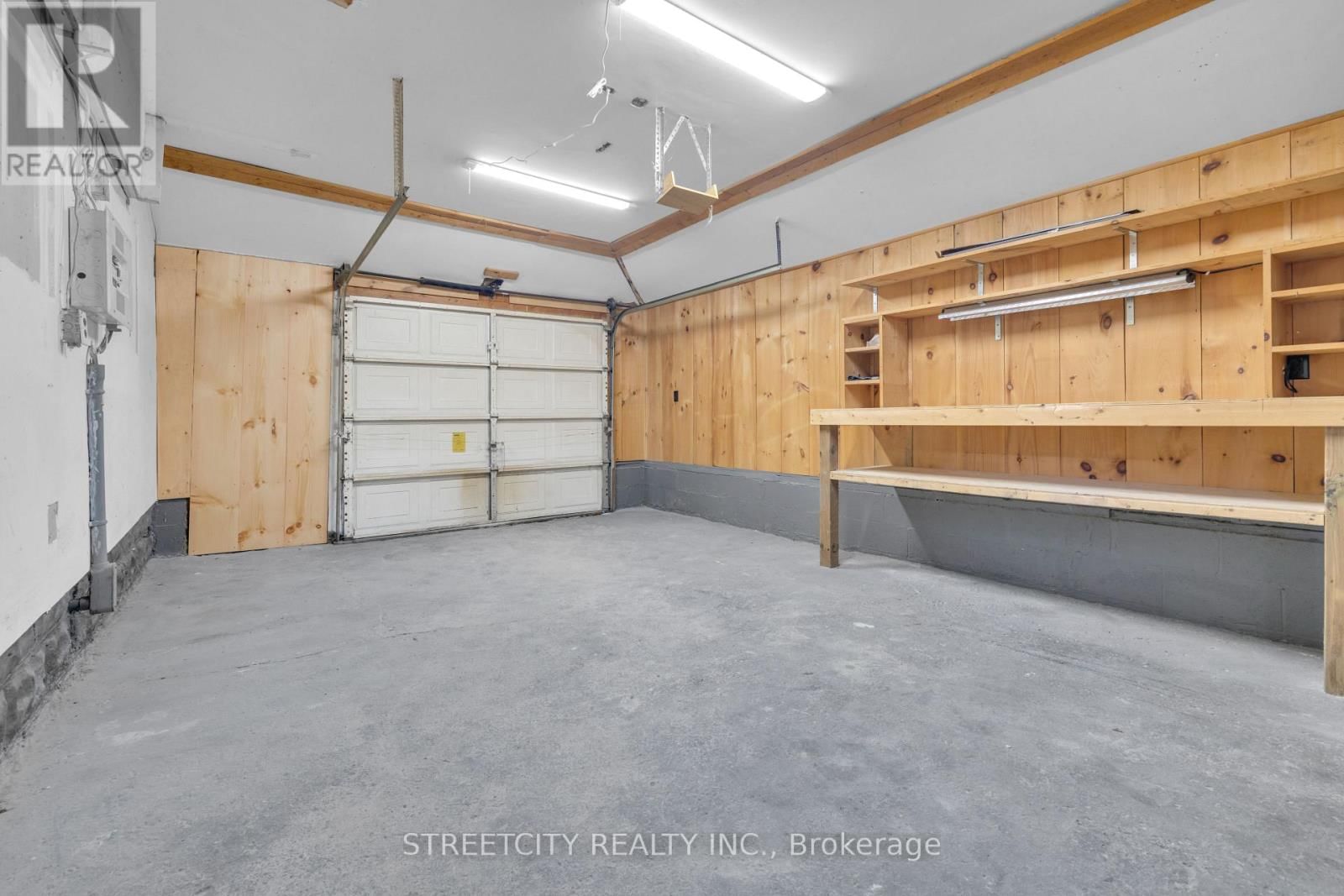 190 KING STREET Image 35