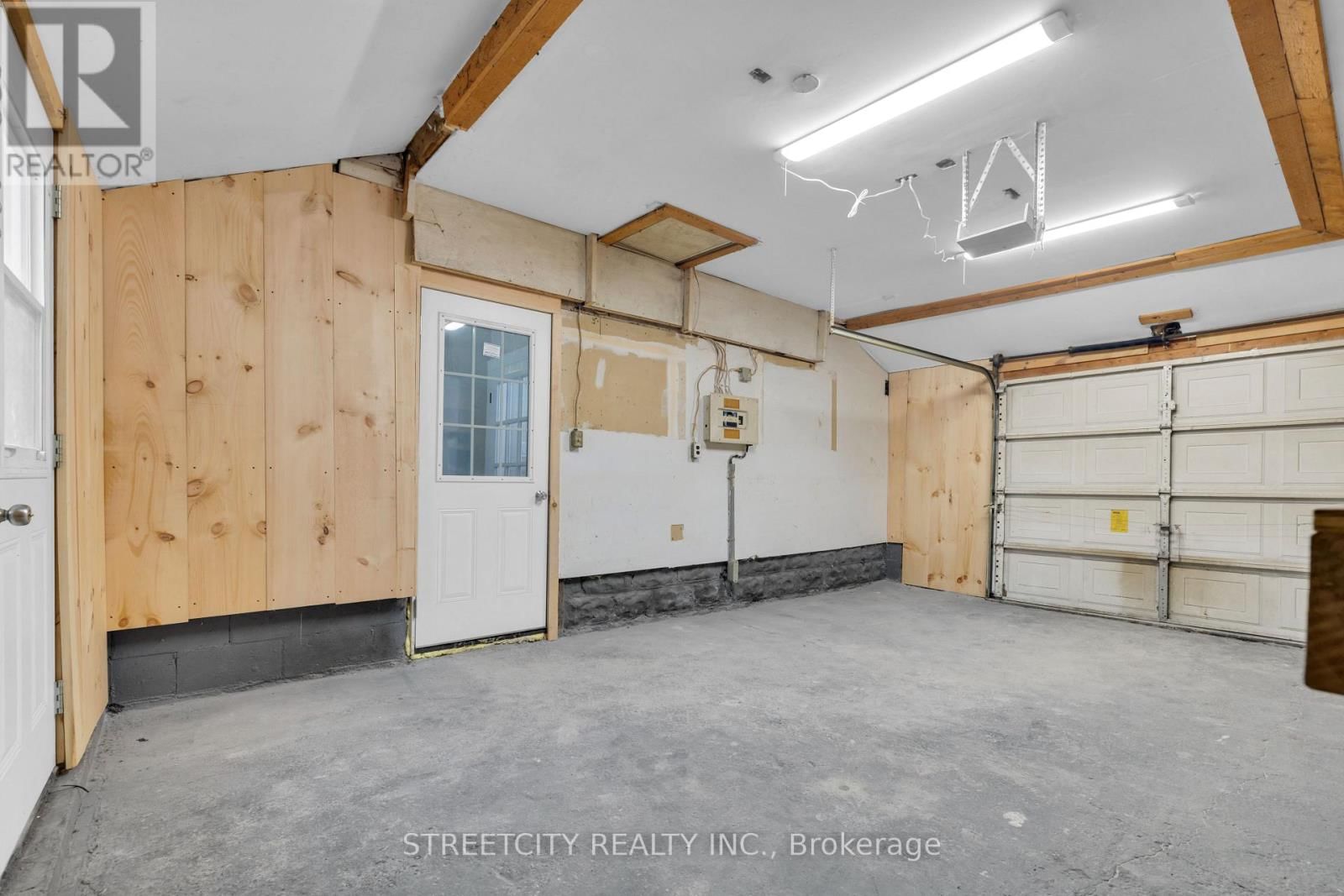 190 KING STREET Image 37