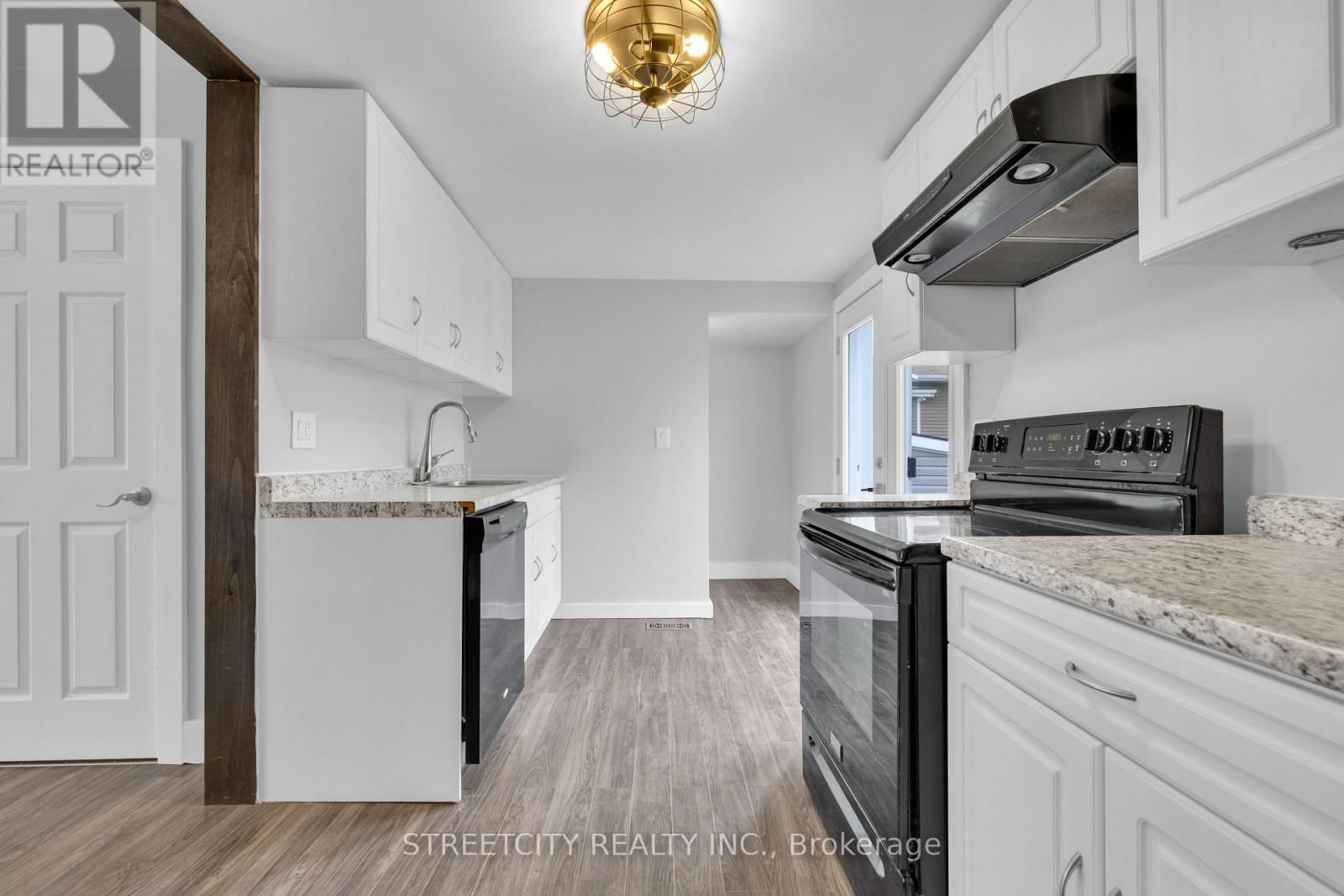 190 KING STREET Image 4