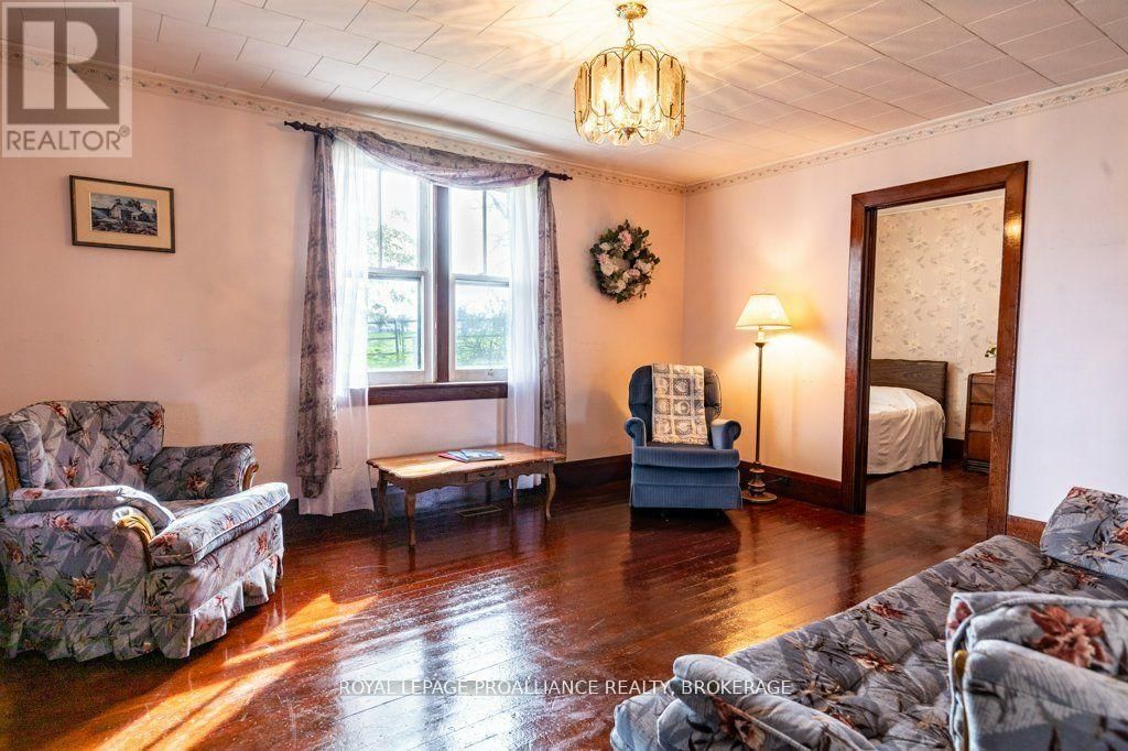 39 FISHERMAN'S COVE LANE Image 12