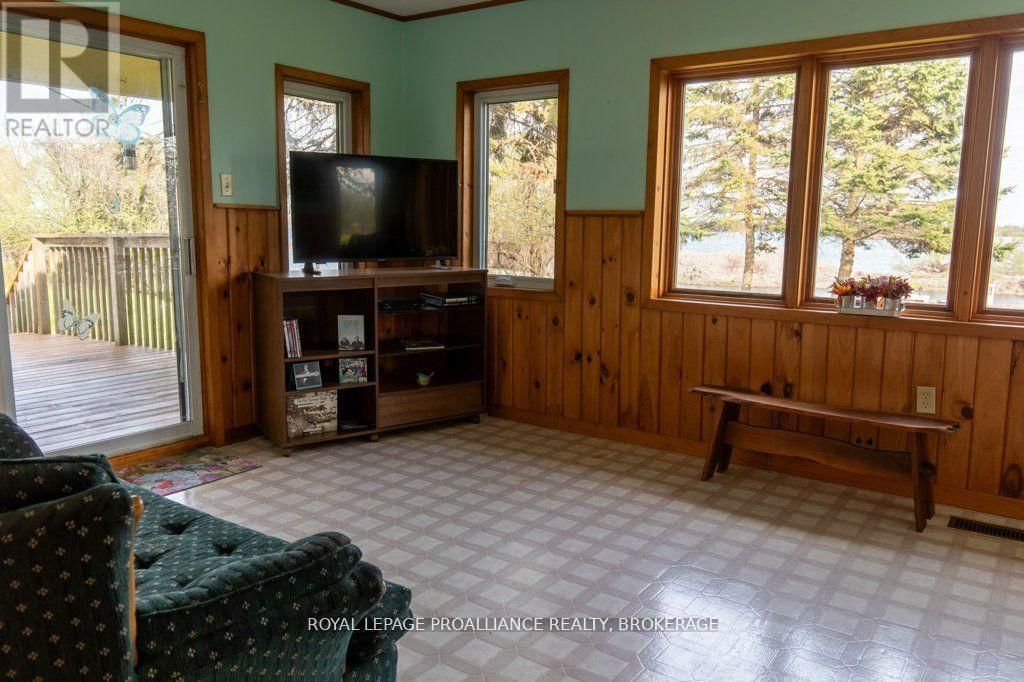 39 FISHERMAN'S COVE LANE Image 13