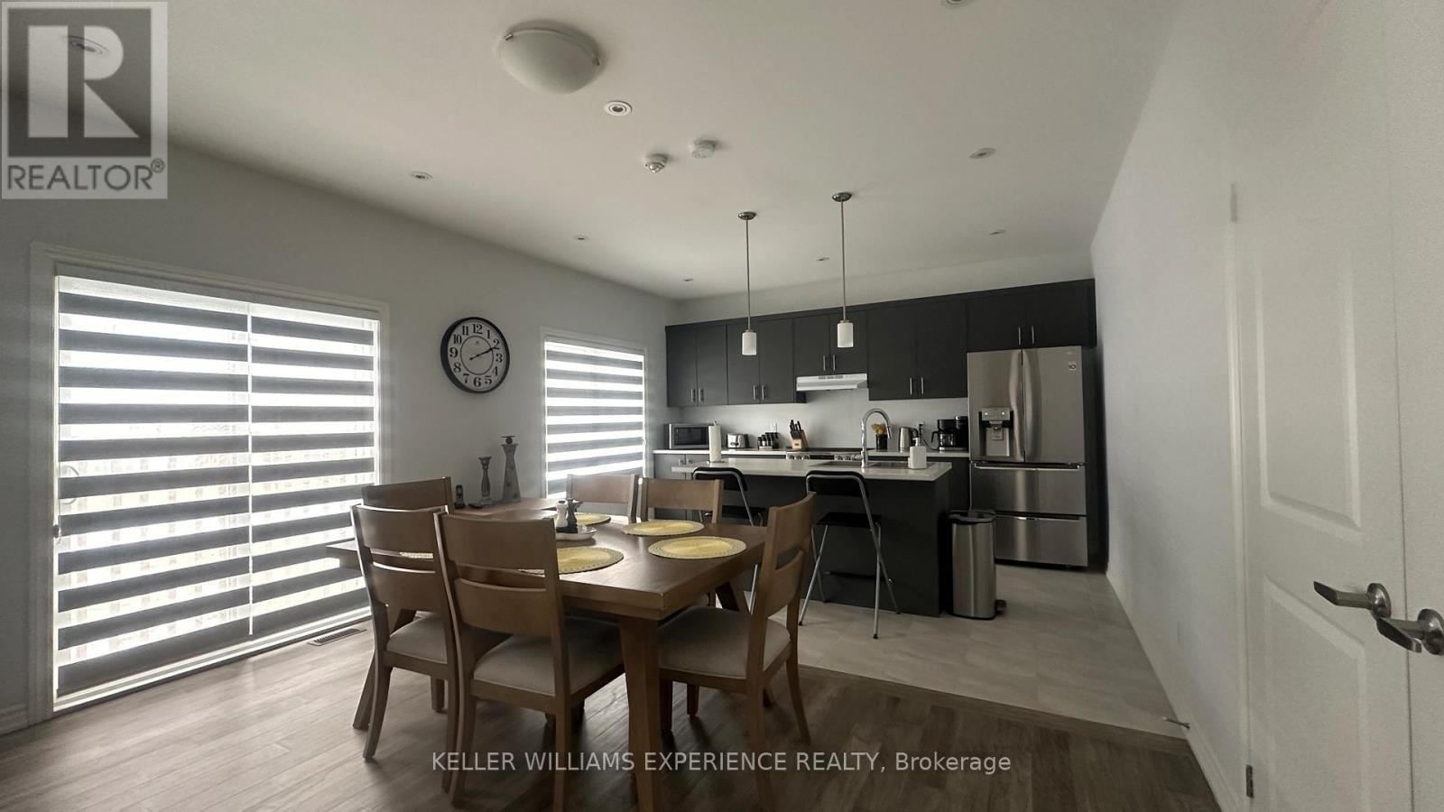 123 SEBASTIAN STREET Image 10