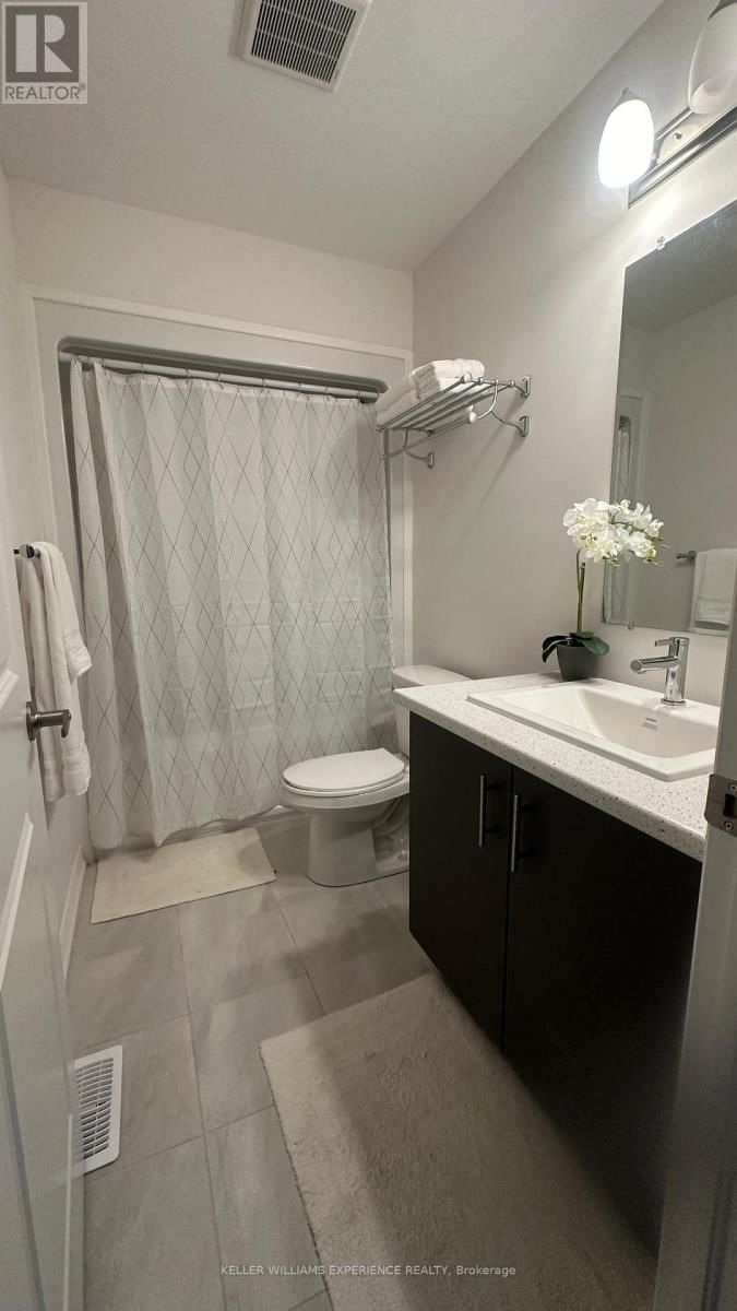 123 SEBASTIAN STREET Image 21