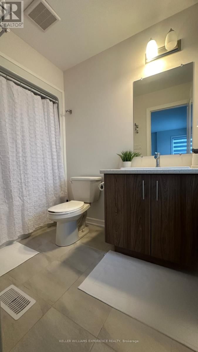 123 SEBASTIAN STREET Image 28