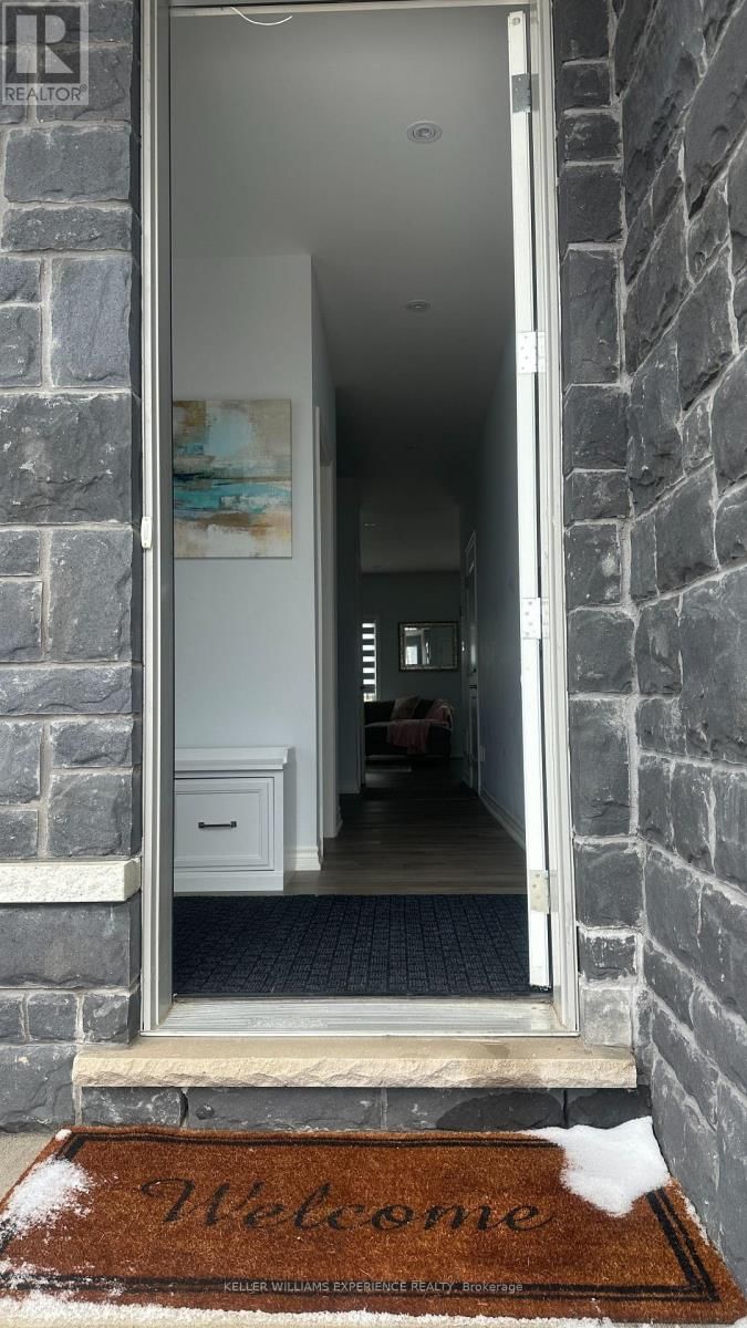 123 SEBASTIAN STREET Image 3