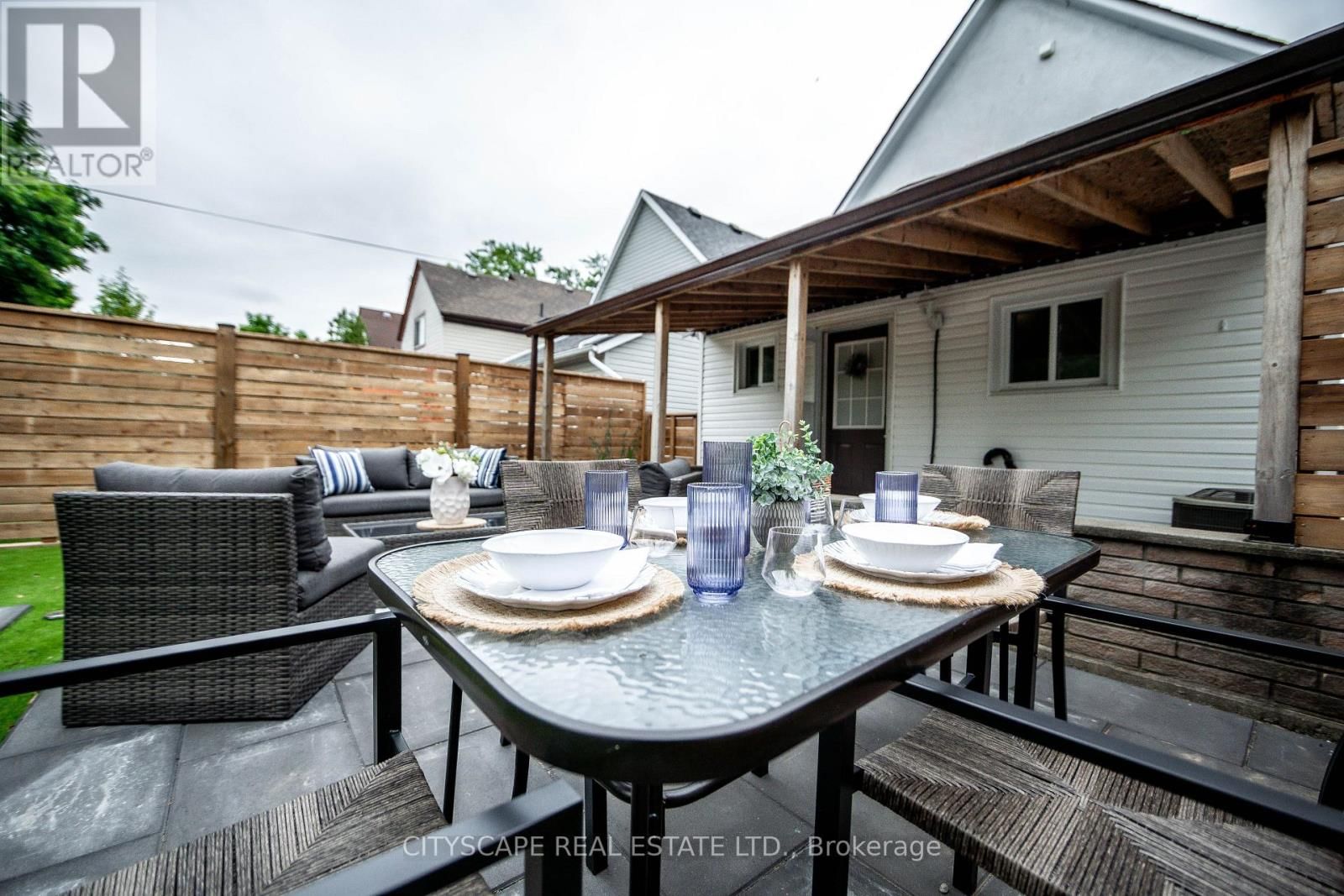 5073 KITCHENER STREET Image 29