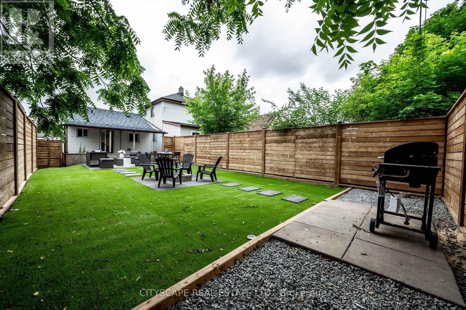 5073 KITCHENER STREET Image 36