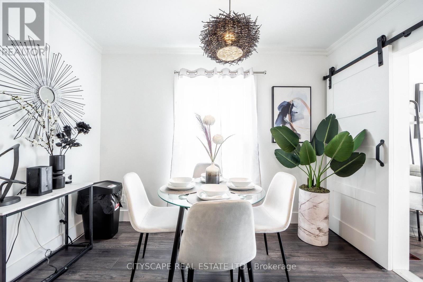 5073 KITCHENER STREET Image 8