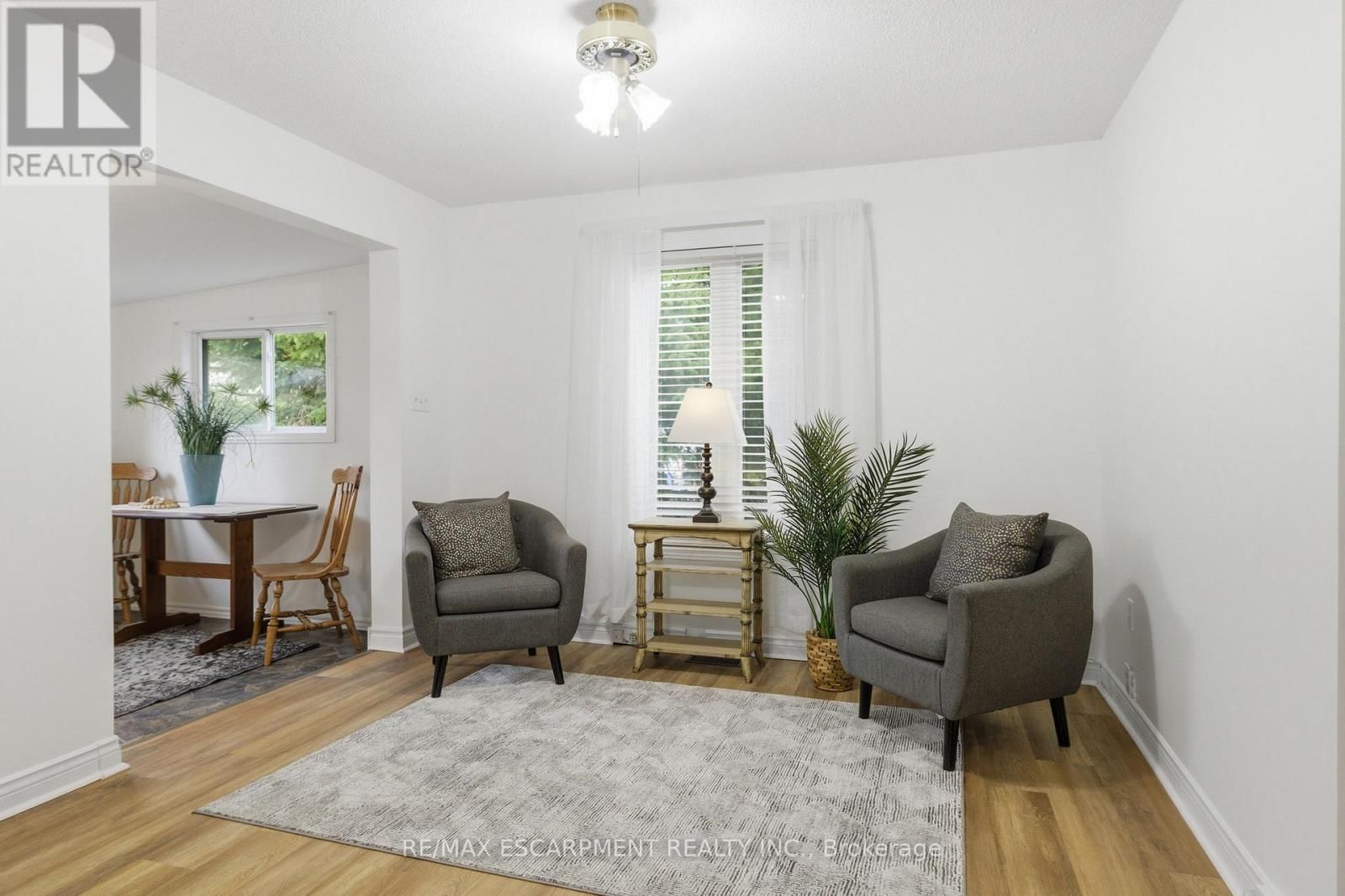 138 GLENHOLME AVENUE Image 11