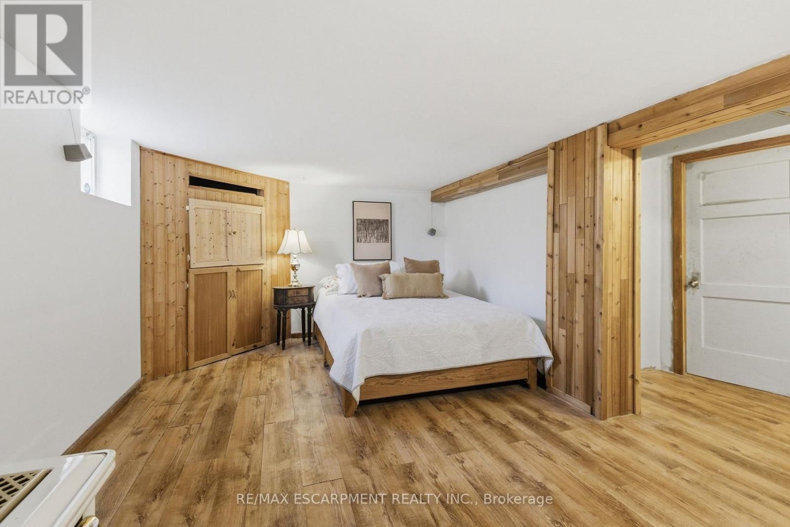 138 GLENHOLME AVENUE Image 22