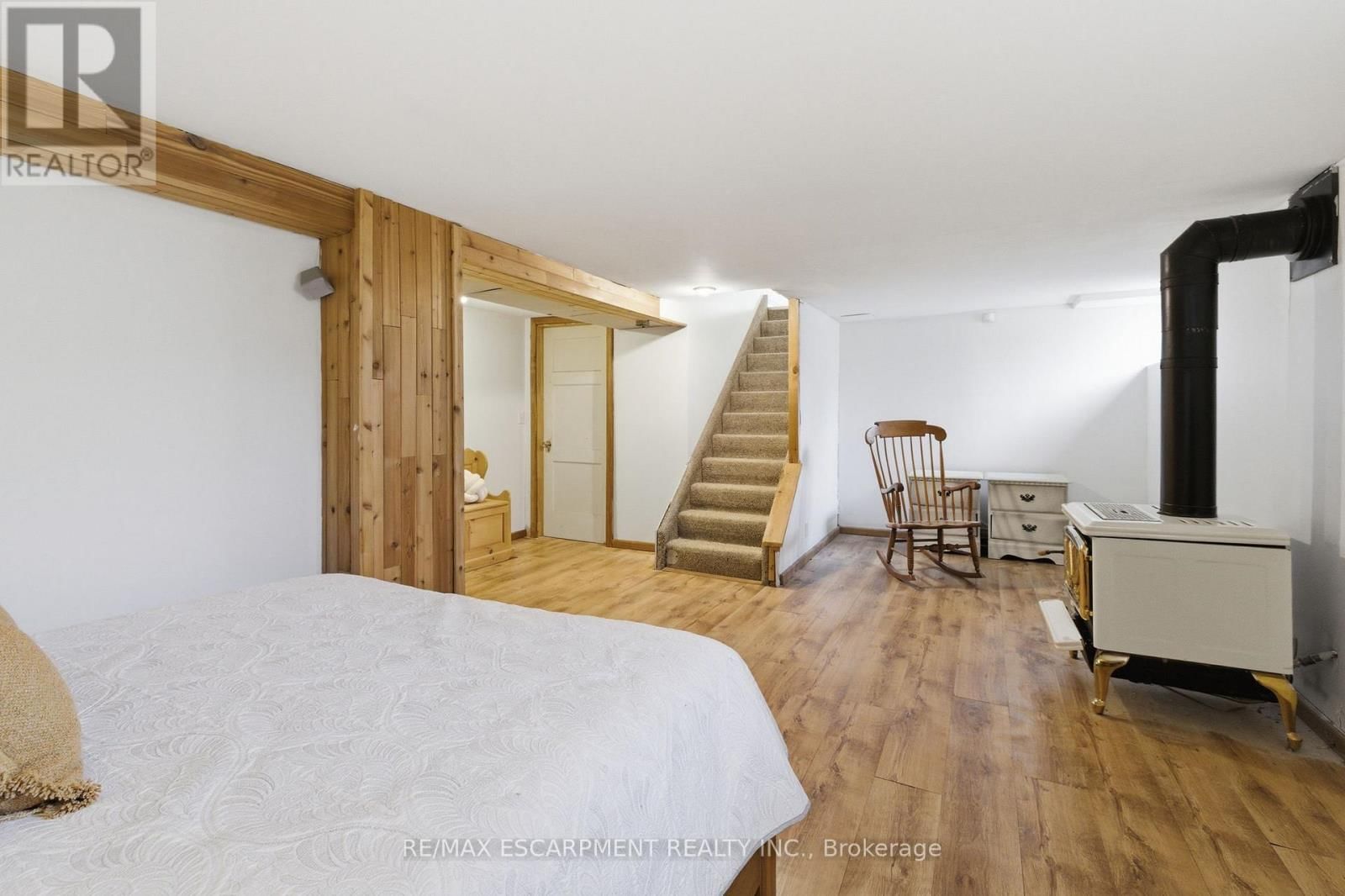 138 GLENHOLME AVENUE Image 23