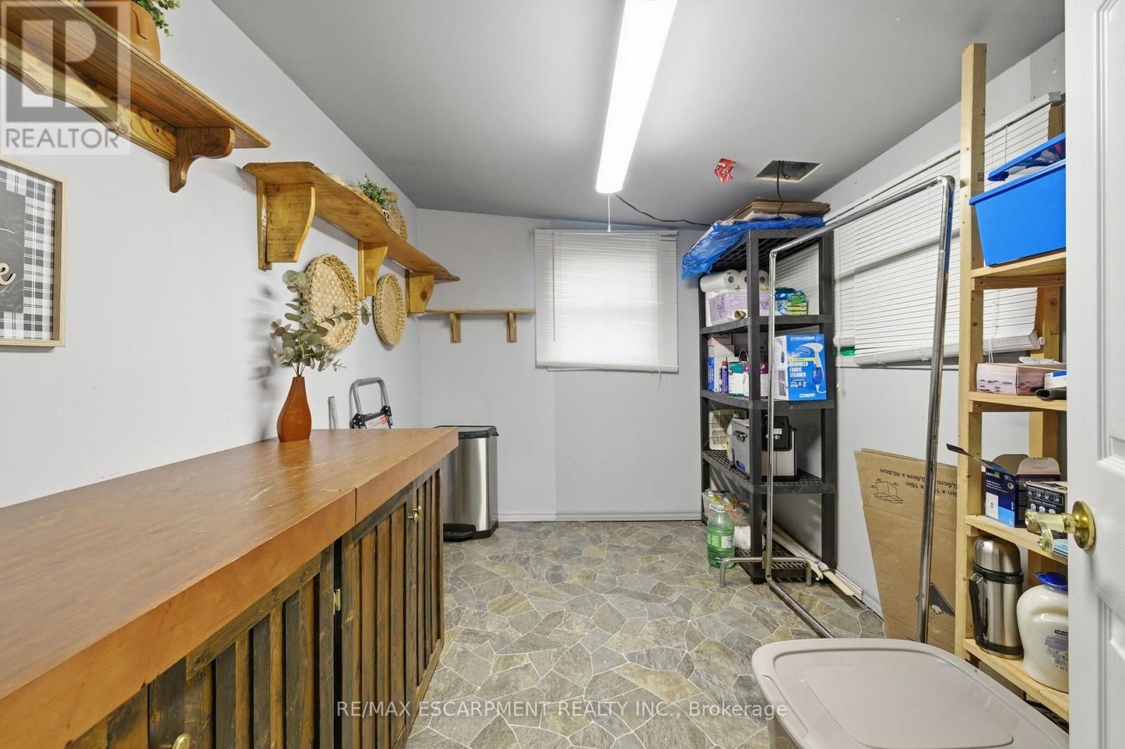 138 GLENHOLME AVENUE Image 26