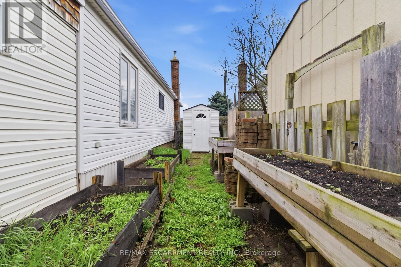 138 GLENHOLME AVENUE Image 30