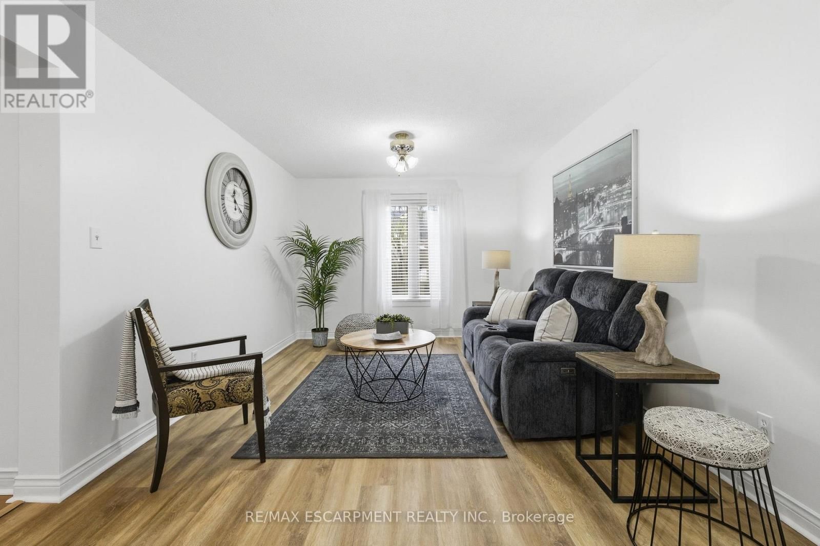 138 GLENHOLME AVENUE Image 8