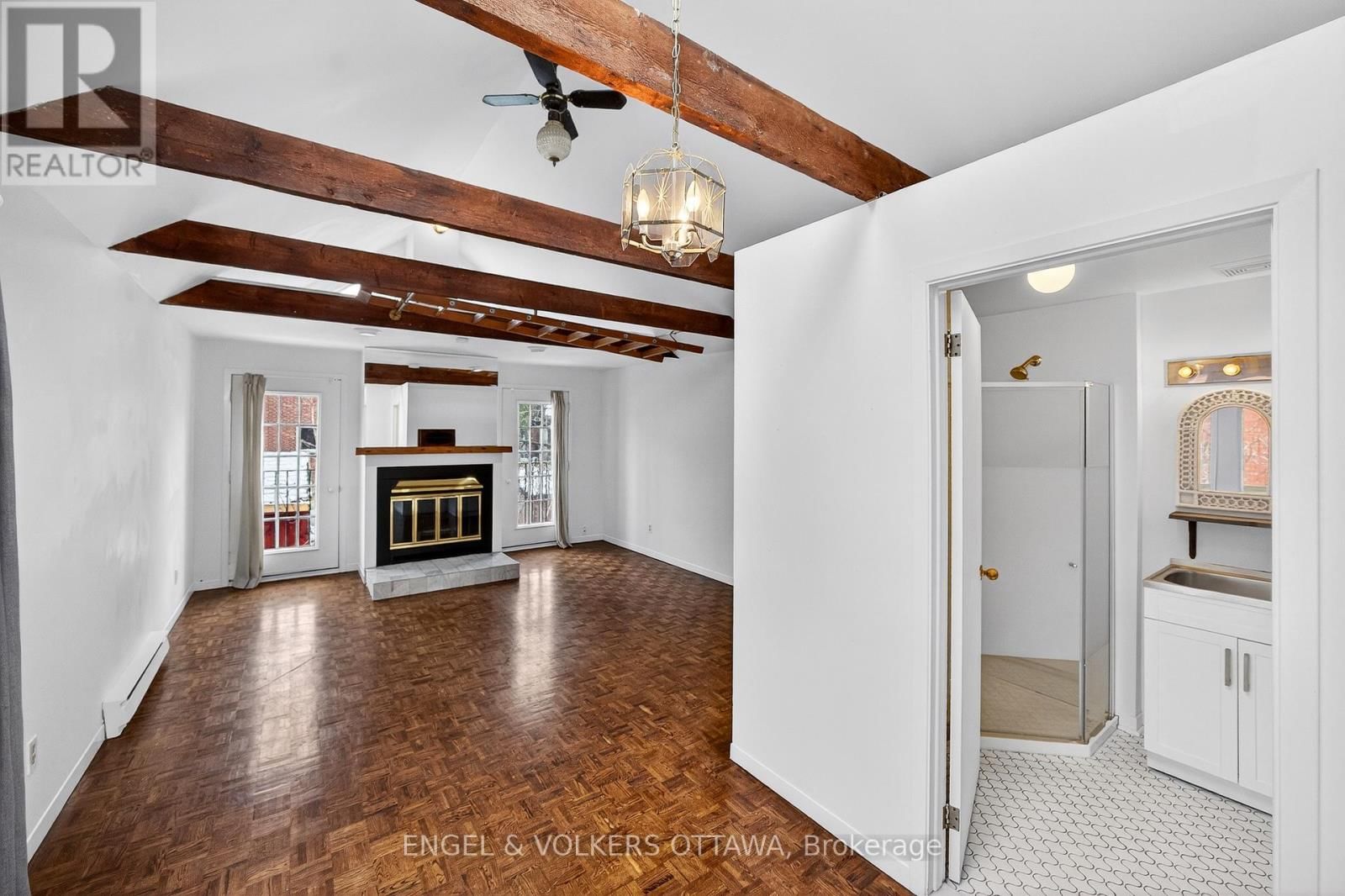 86 BRUYERE STREET Image 26