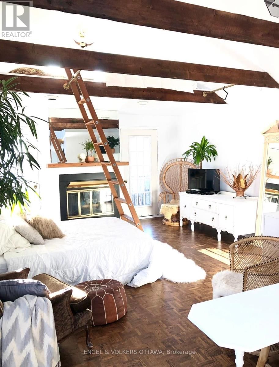 86 BRUYERE STREET Image 33