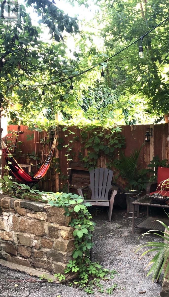 86 BRUYERE STREET Image 37