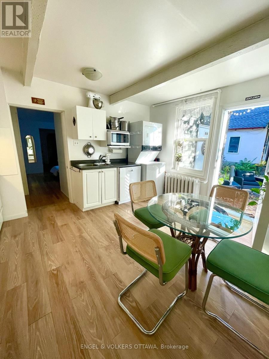 86 BRUYERE STREET Image 38