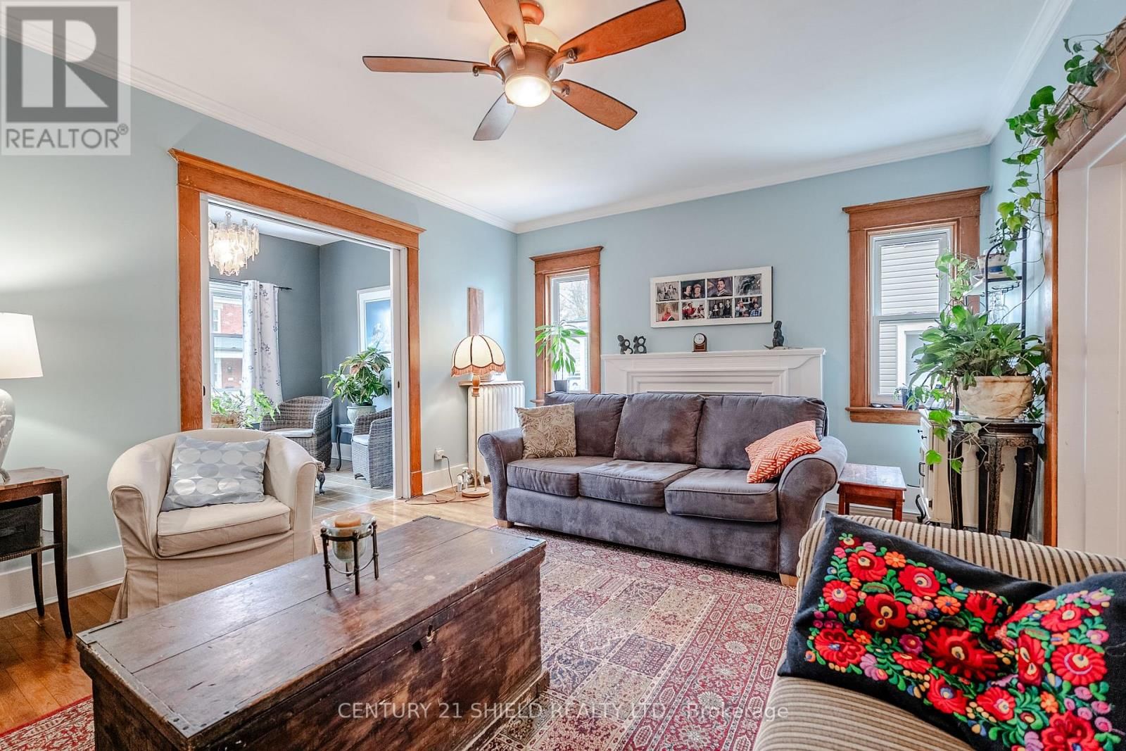 114 GLOUCESTER STREET NORTH Image 12