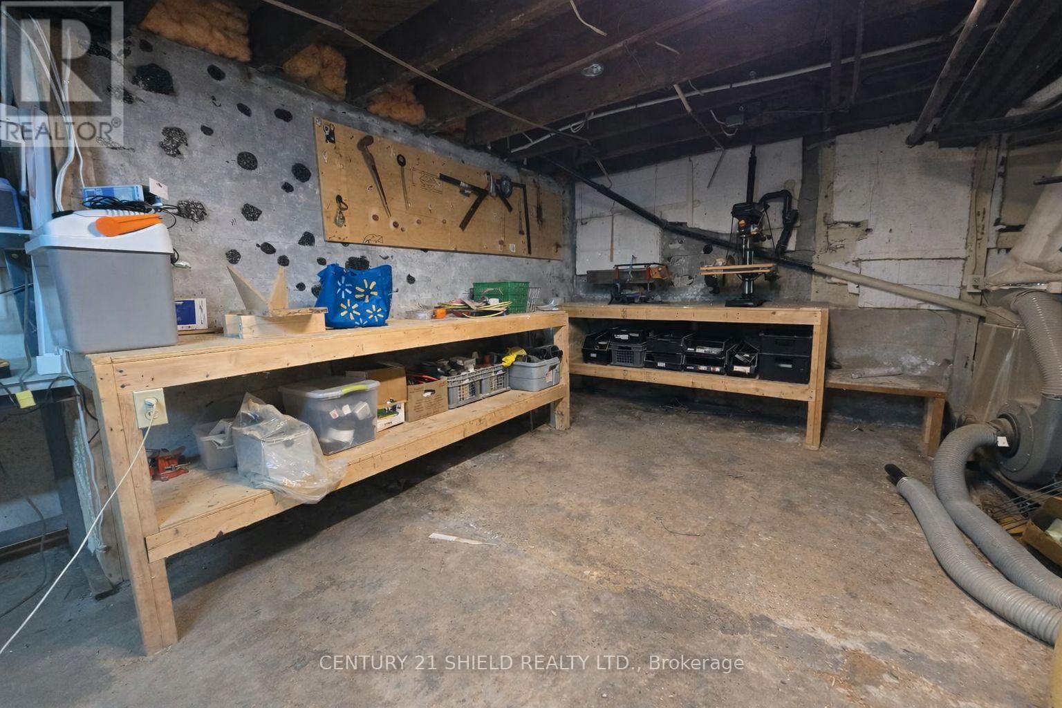 114 GLOUCESTER STREET NORTH Image 40