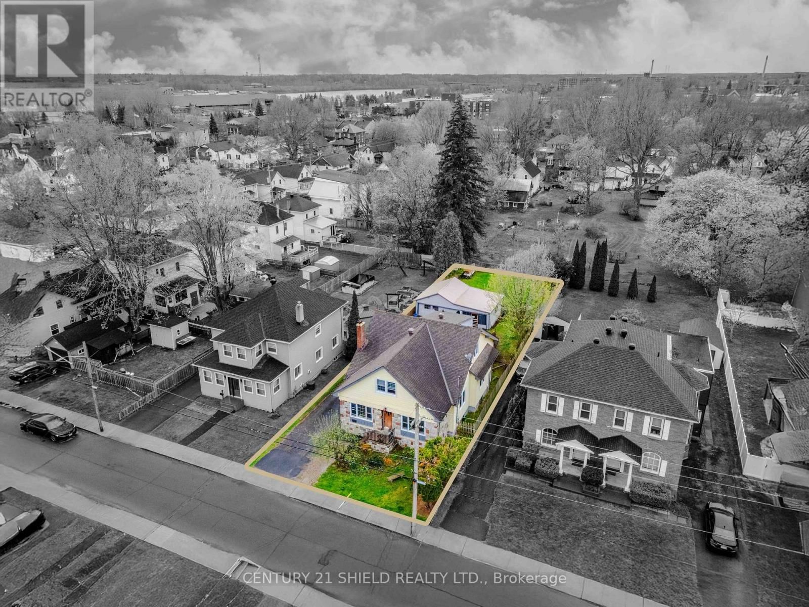 114 GLOUCESTER STREET NORTH Image 41