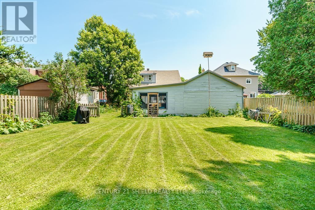 114 GLOUCESTER STREET NORTH Image 42