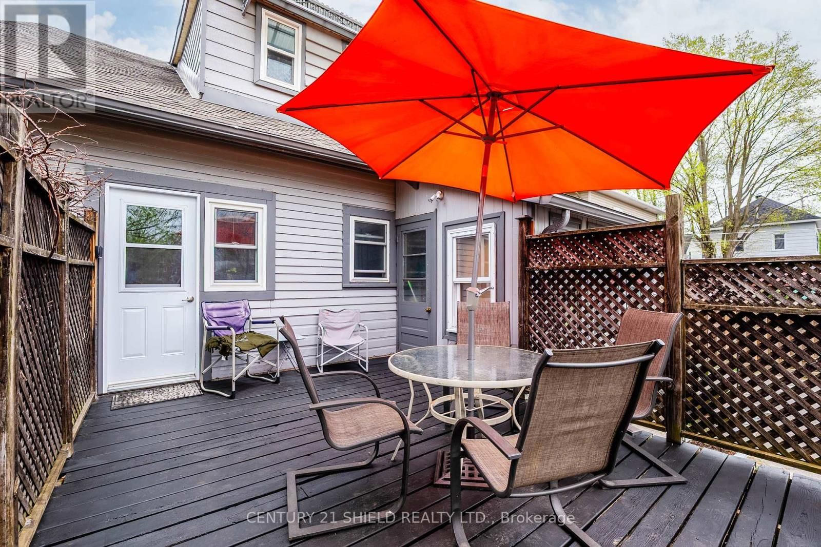 114 GLOUCESTER STREET NORTH Image 46