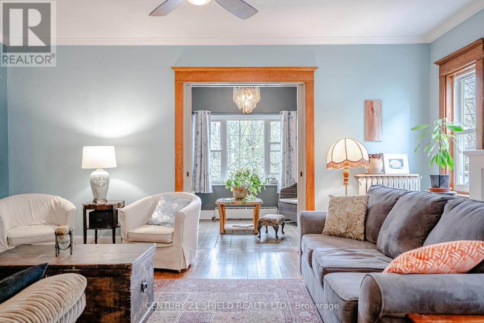 114 GLOUCESTER STREET NORTH Image 9