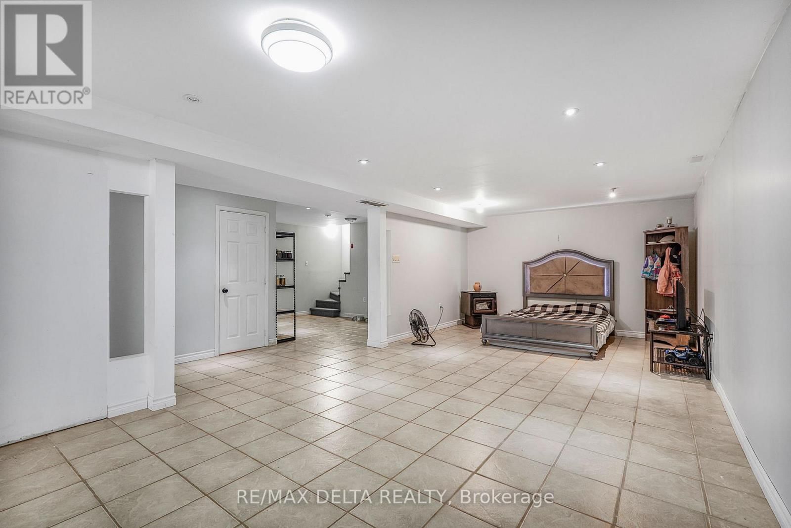 658 CH BOUNDARY ROAD Image 24