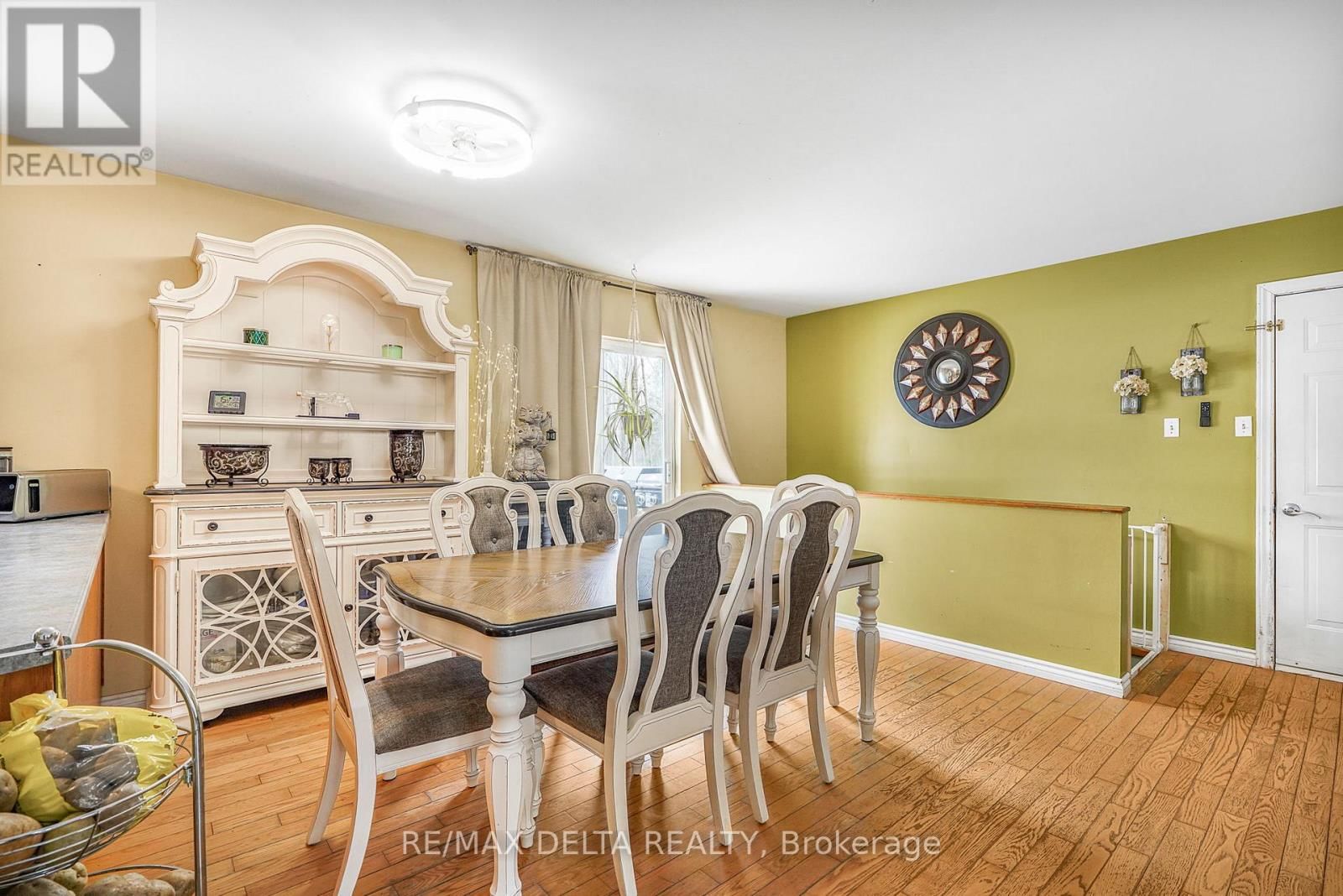 658 CH BOUNDARY ROAD Image 7