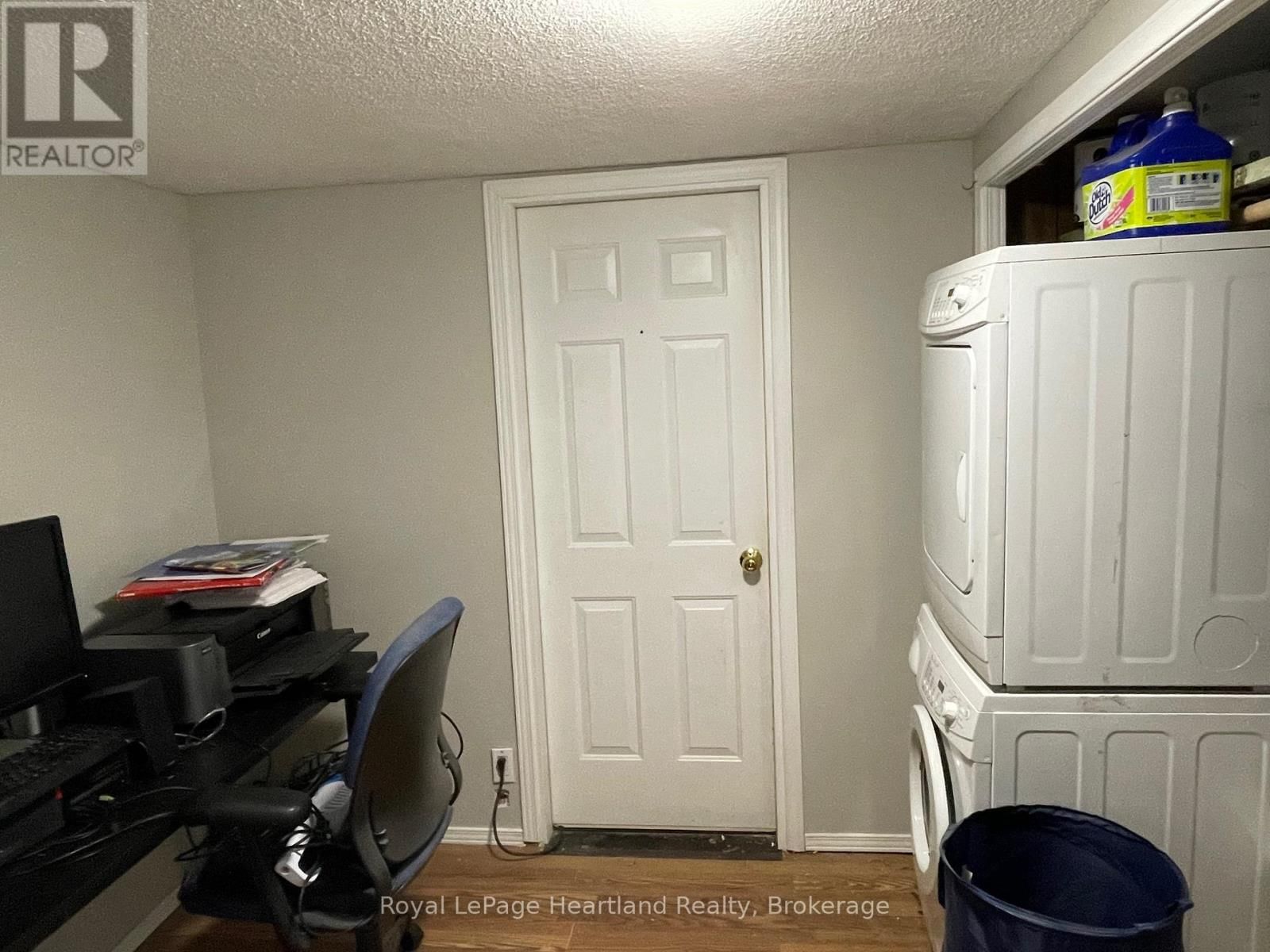 21 RUTH STREET Image 11